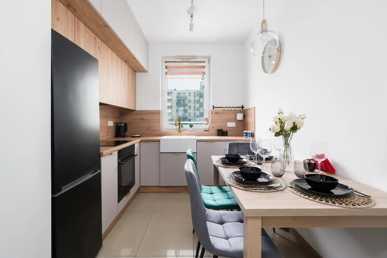 Arena Lux Apartment Kasprowicz Park By Renters Prestige Poznan Poland