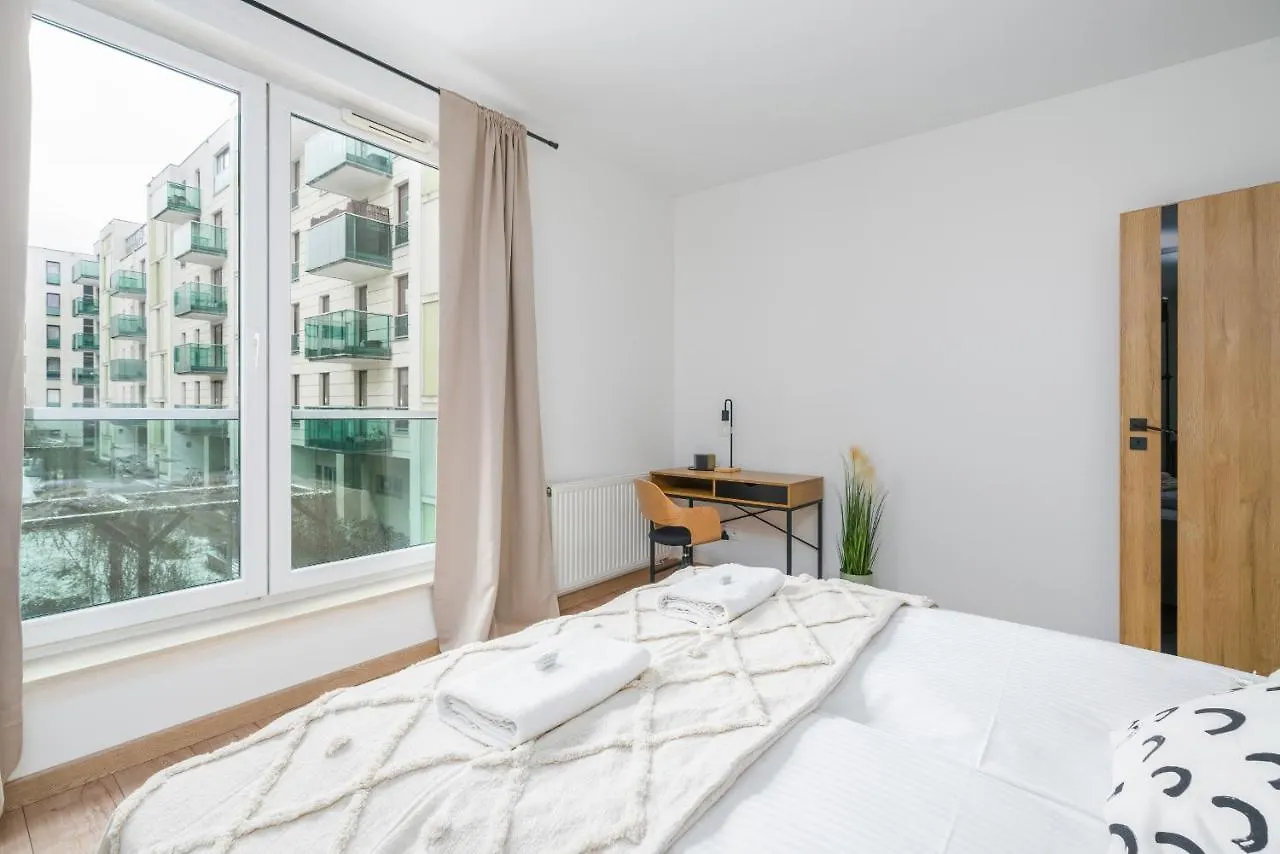 Arena Lux Apartment Kasprowicz Park By Renters Prestige Poznan
