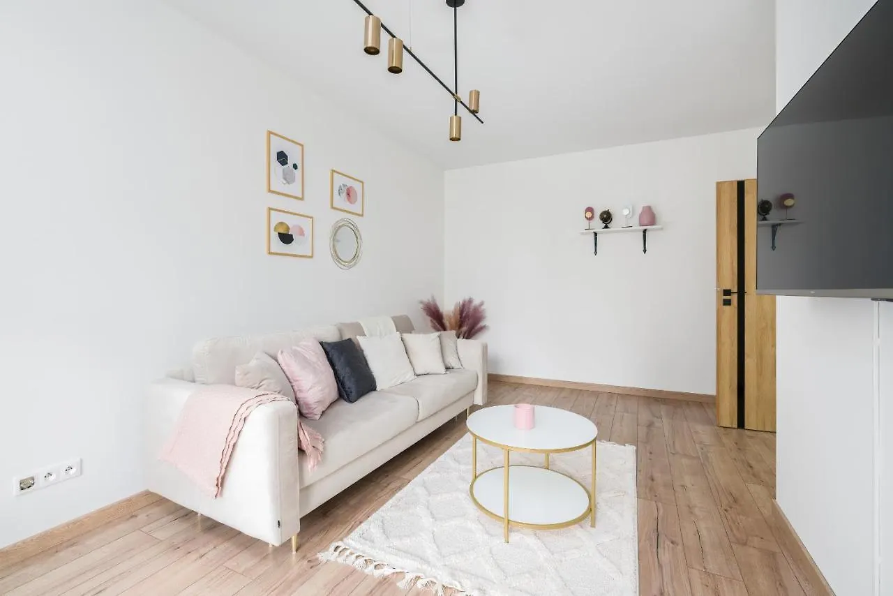 Arena Lux Apartment Kasprowicz Park By Renters Prestige Poznan 0*,  Poland