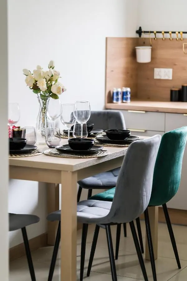 Arena Lux Apartment Kasprowicz Park By Renters Prestige Poznan