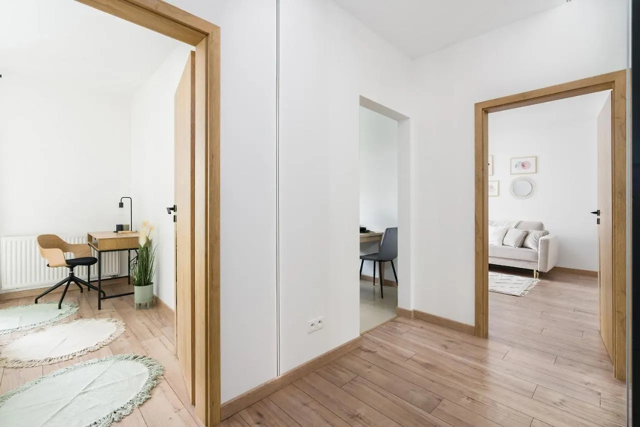 Arena Lux Apartment Kasprowicz Park By Renters Prestige Poznan